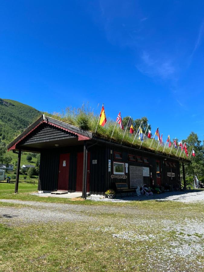 Vistdal Camping Myklebostad  Kültér fotó