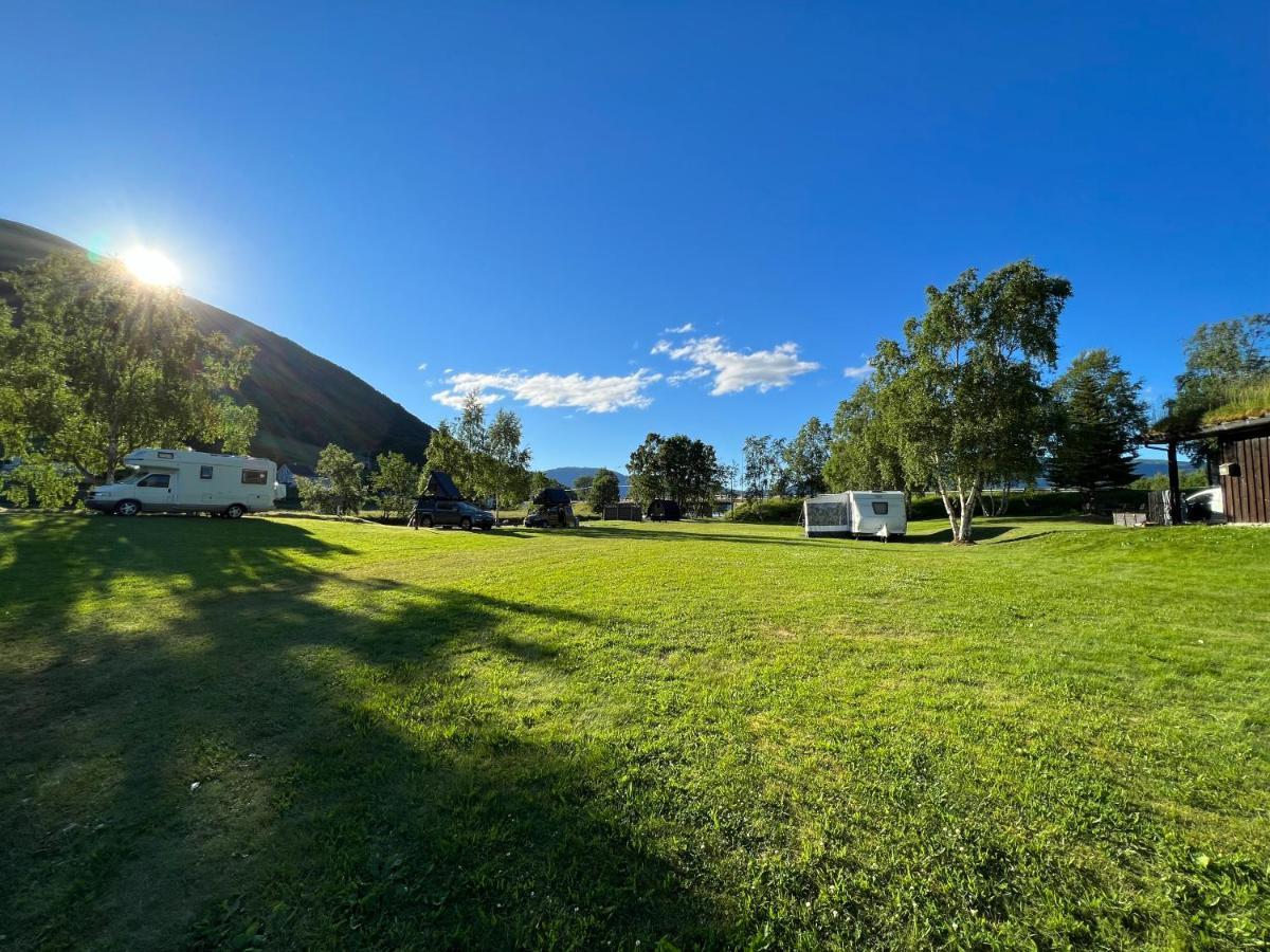 Vistdal Camping Myklebostad  Kültér fotó