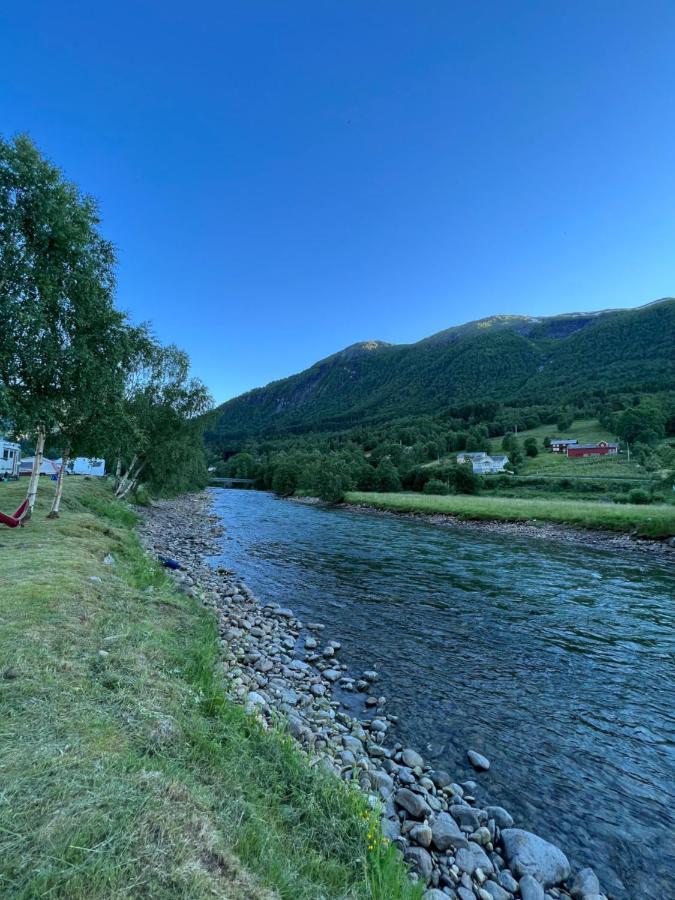 Vistdal Camping Myklebostad  Kültér fotó