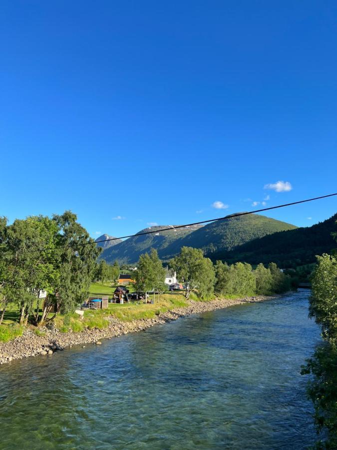 Vistdal Camping Myklebostad  Kültér fotó