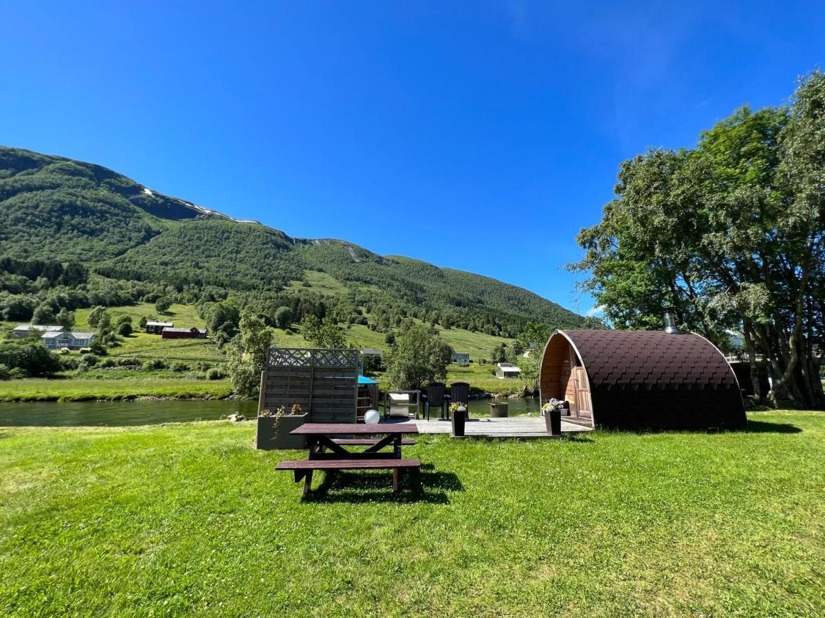 Vistdal Camping Myklebostad  Kültér fotó