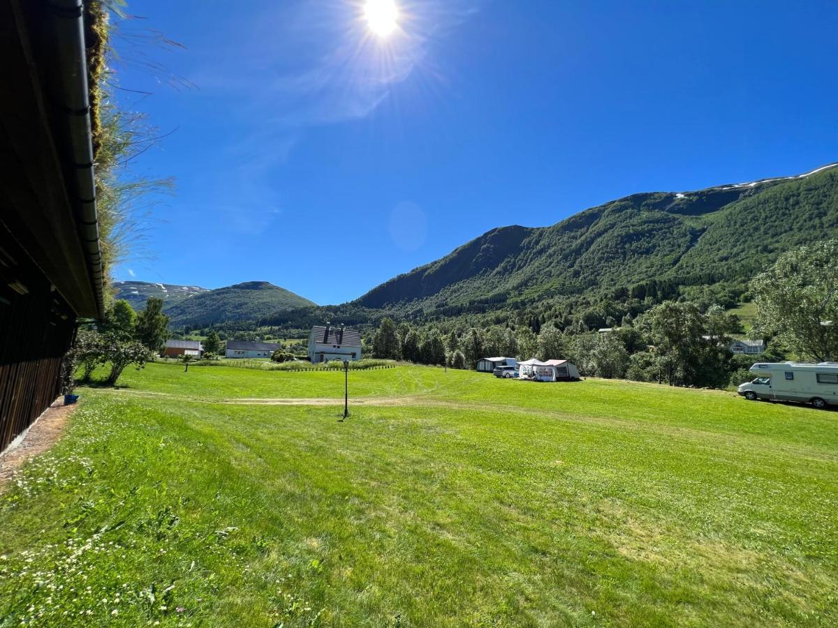 Vistdal Camping Myklebostad  Kültér fotó