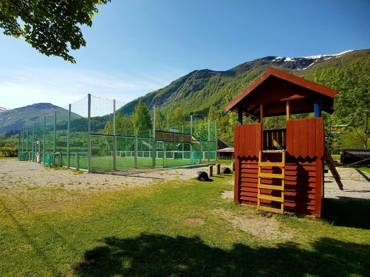 Vistdal Camping Myklebostad  Kültér fotó